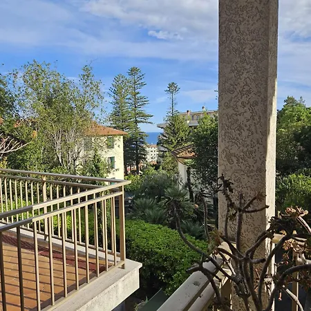 Carola Apartment